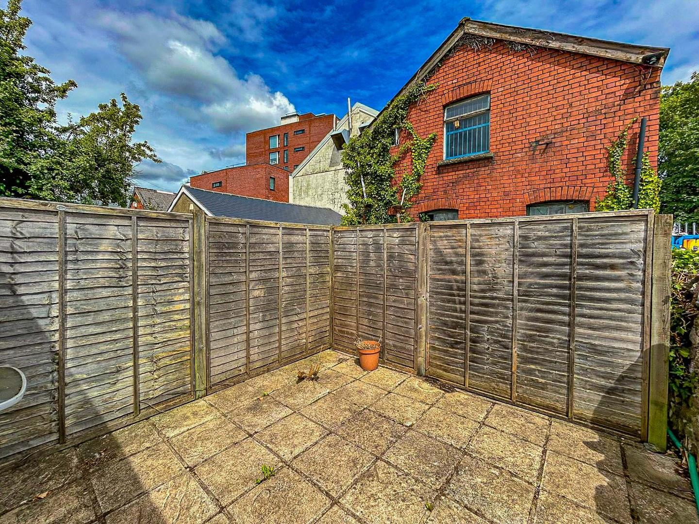Richmond Road, Roath — photograph 7